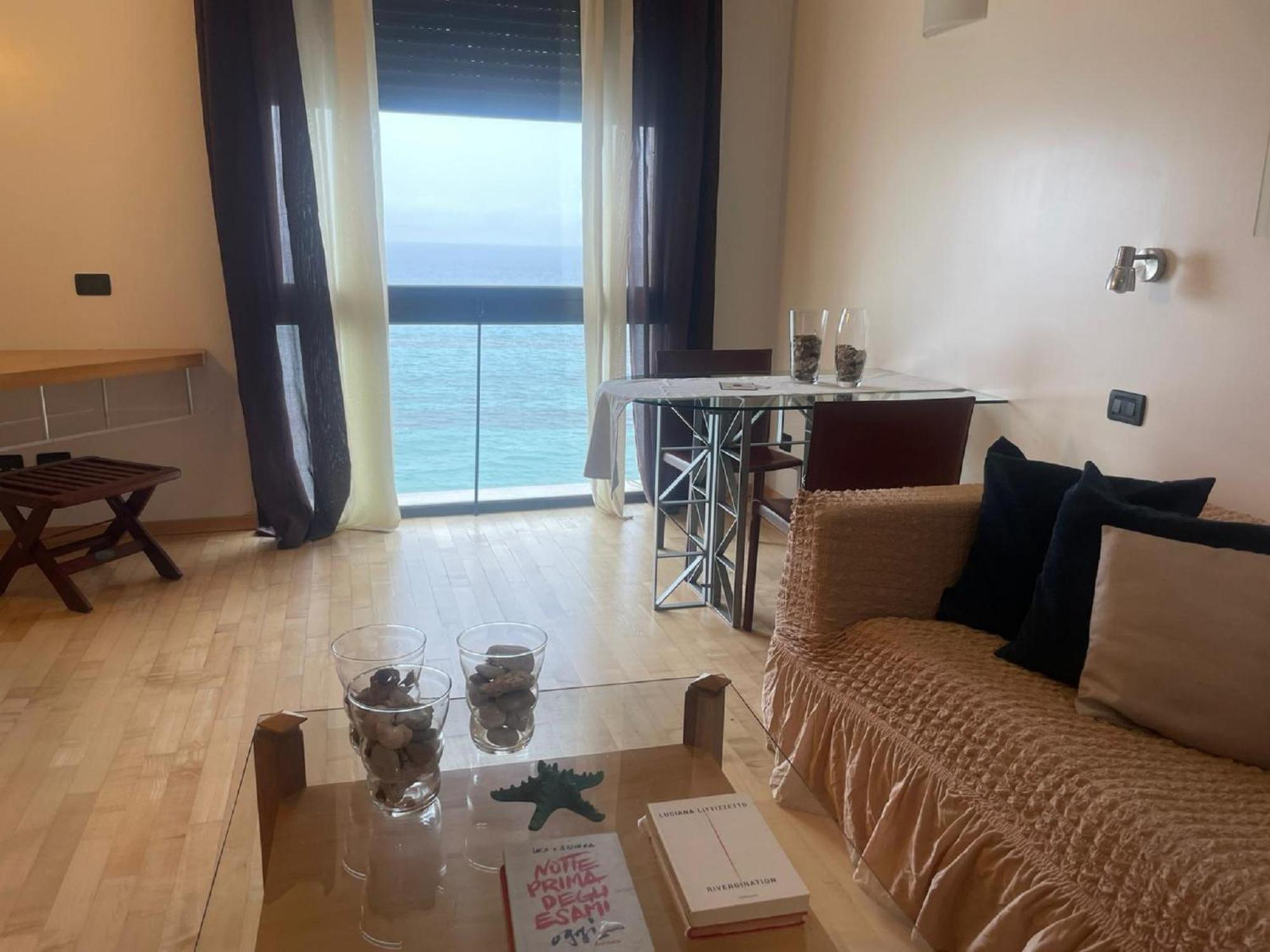 Garibaldi Apartment Trapani Bagian luar foto